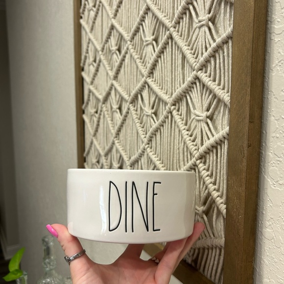 Rae Dunn “DINE” Pet Food Bowl - Picture 1 of 4